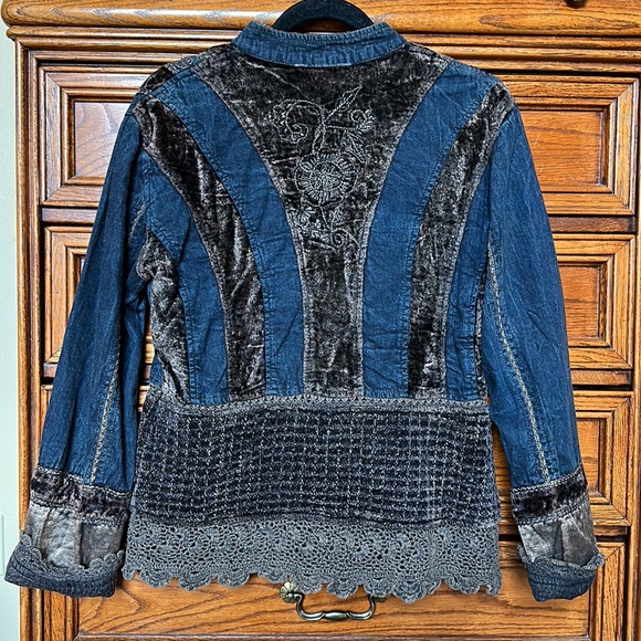 Urban Tribe Denim and Velvet Jacket - Picture 6 of 6